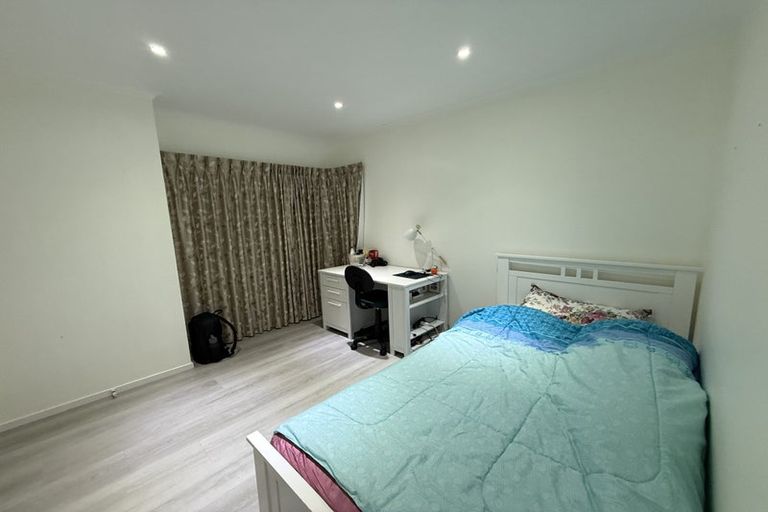Photo of property in 34 Millhouse Drive, Northpark, Auckland, 2013