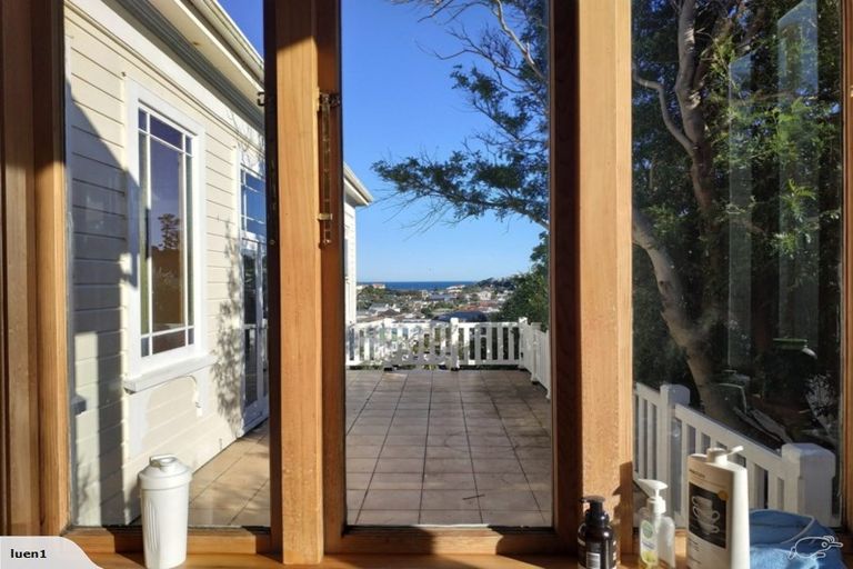 Photo of property in 133 Eden Street, Island Bay, Wellington, 6023