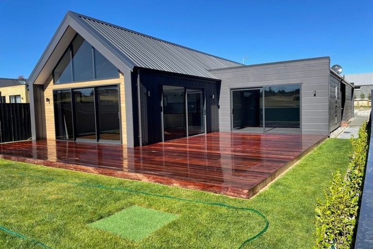 Photo of property in 69 Farrant Drive, Wanaka, 9305