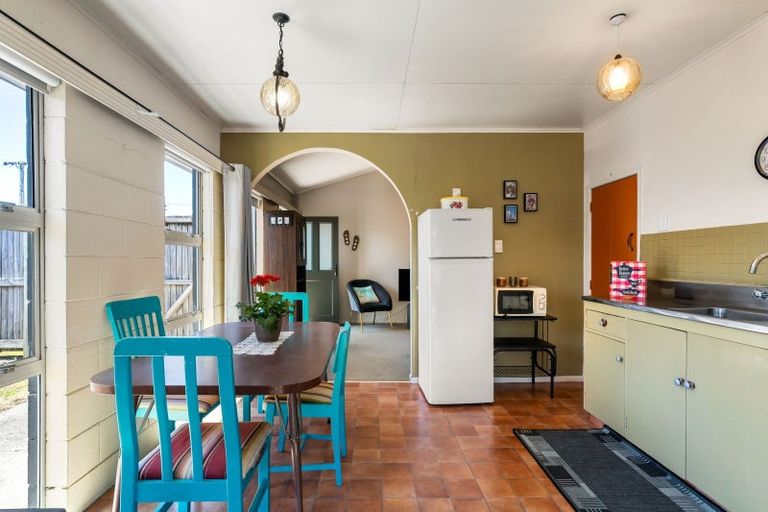 Photo of property in 109a Linton Crescent, Whangamata, 3620