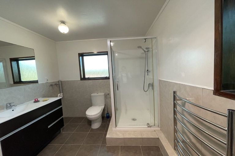 Photo of property in 14 Flavia Close, Torbay, Auckland, 0630