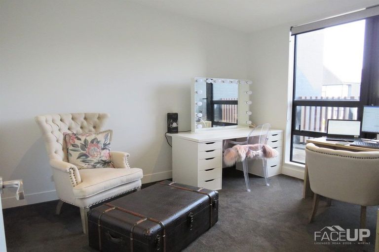 Photo of property in 19 Nevill Road, Hobsonville, Auckland, 0616