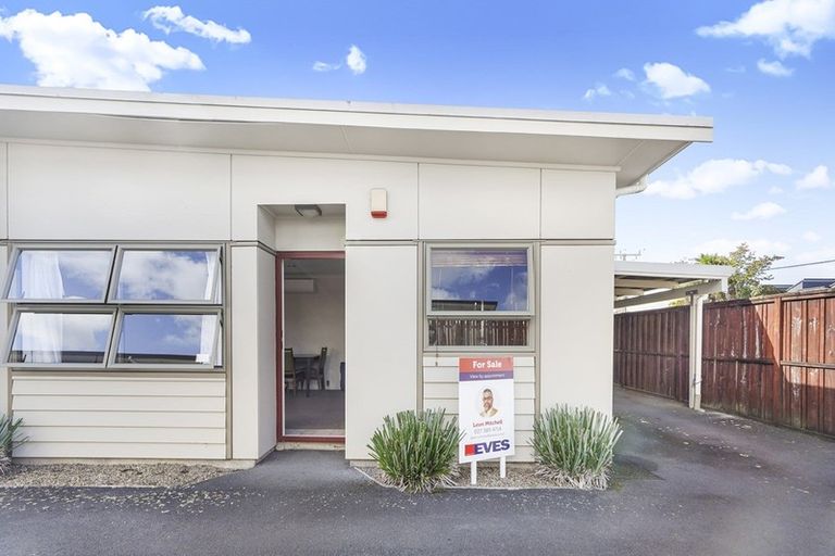 Photo of property in 8a Ford Street, Hamilton East, Hamilton, 3216