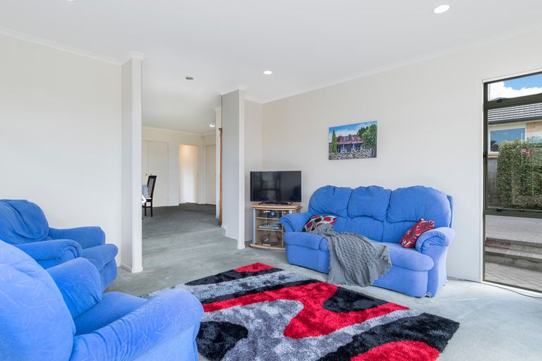 Photo of property in 10 Hawk Place, Welcome Bay, Tauranga, 3112
