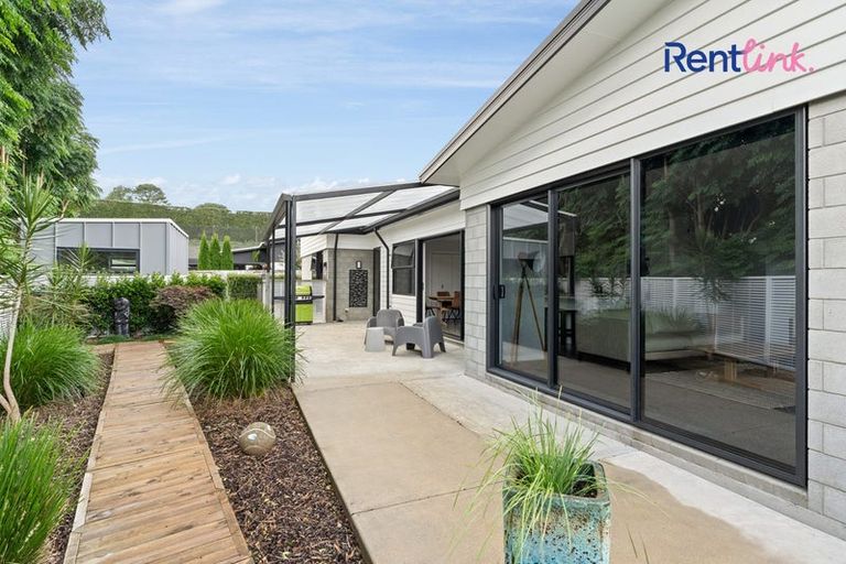 Photo of property in 8 Sharman Place, Pyes Pa, Tauranga, 3112