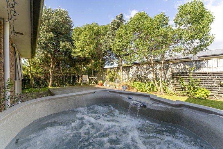 Photo of property in 9 Hulme Way, Raumati Beach, Paraparaumu, 5032