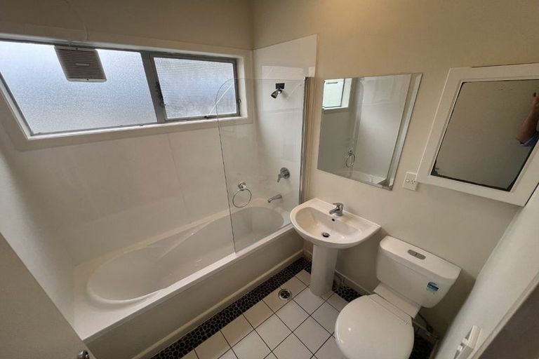 Photo of property in 306u1 Evans Bay Parade, Hataitai, Wellington, 6021