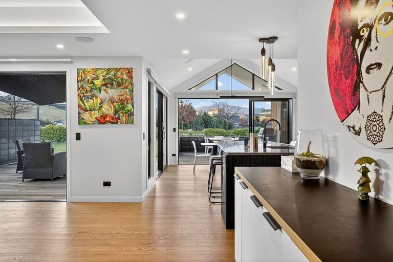 Photo of property in 18 Mount Linton Avenue, Wanaka, 9305