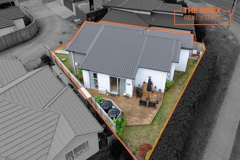 Photo of property in 5 Sauterne Road, Kumeu, 0810
