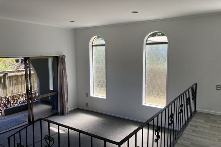 Photo of property in 28 Mamaku Street, Paraparaumu, 5032