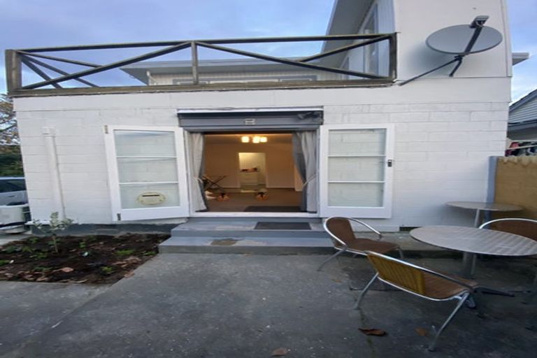 Photo of property in 124 Wairakei Road, Bryndwr, Christchurch, 8053