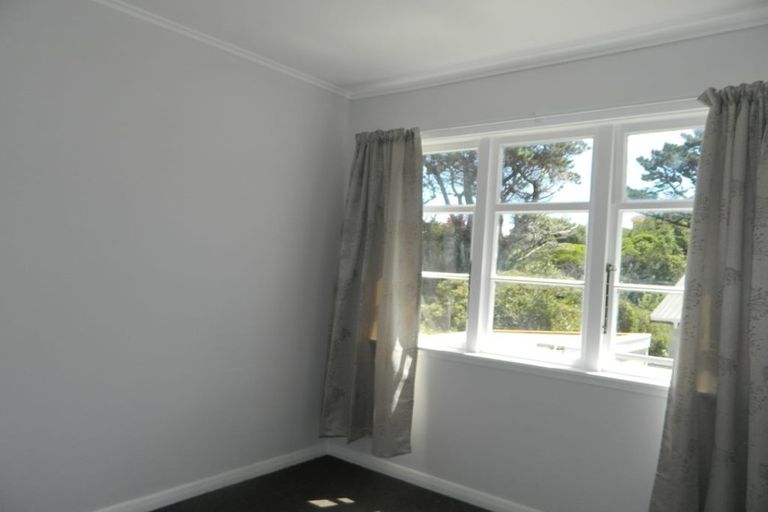 Photo of property in 37 Thornley Street, Titahi Bay, Porirua, 5022