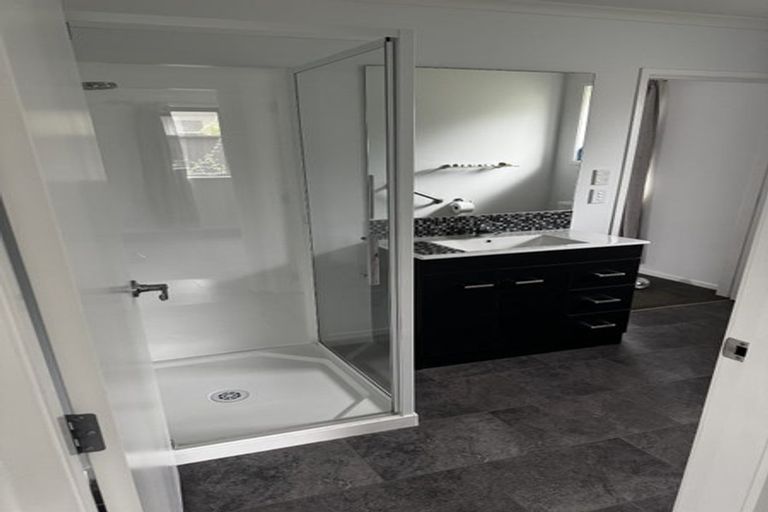 Photo of property in 18 Dal Din Drive, Otaki, 5512