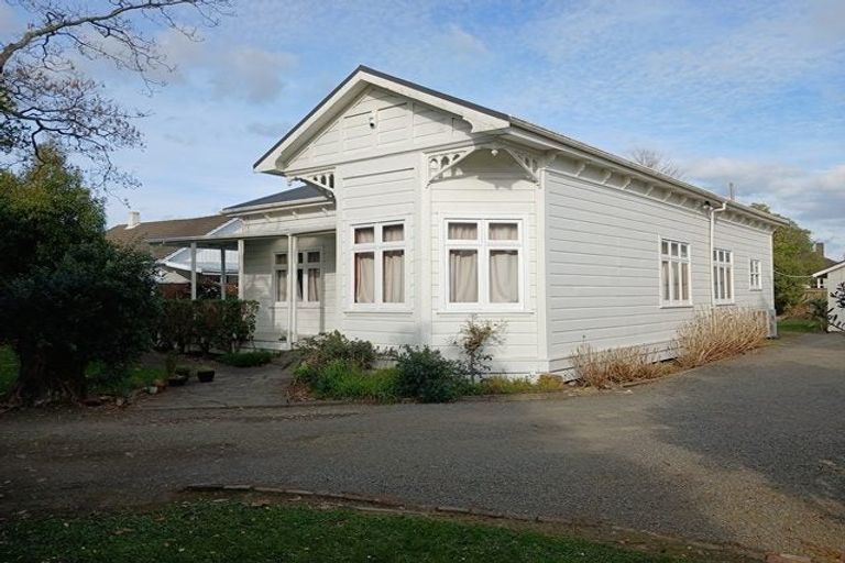 Photo of property in 540 Pioneer Highway, Highbury, Palmerston North, 4412