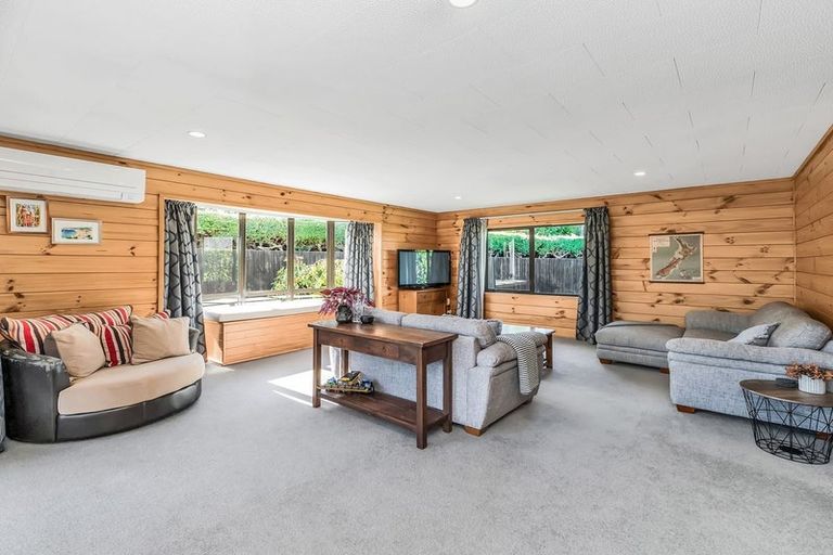 Photo of property in 9 De Renzie Place, Kirwee, Darfield, 7571