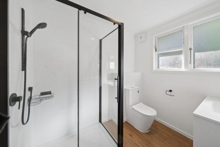 Photo of property in 1 Hallewell Crescent, Johnsonville, Wellington, 6037