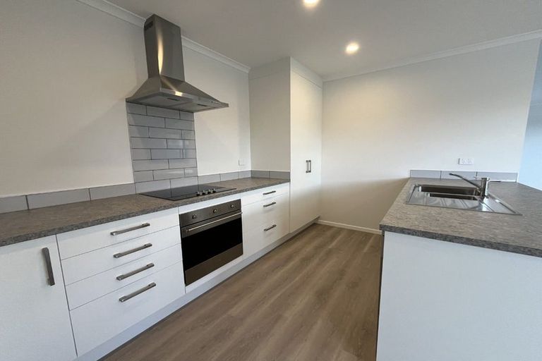 Photo of property in 3 Tutira Place, Poraiti, 4112