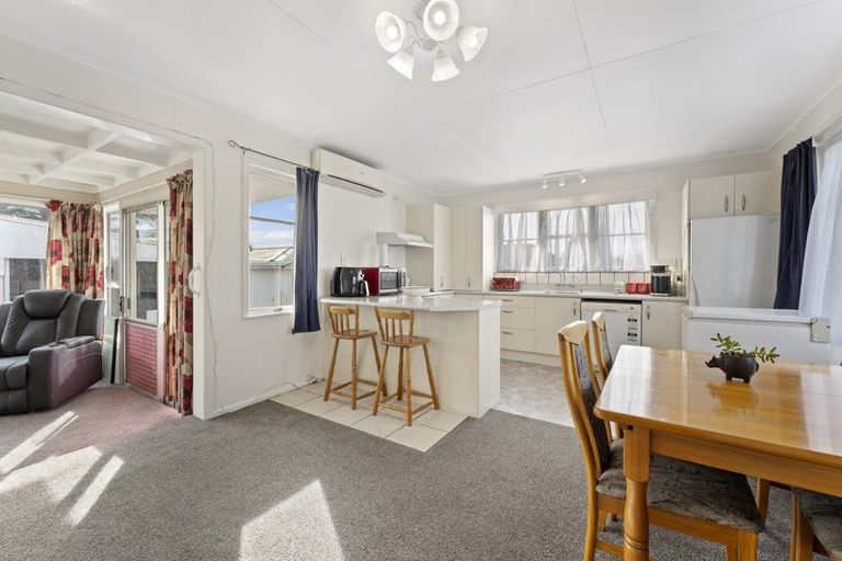 Photo of property in 8 Curtis Street, Stratford, 4332