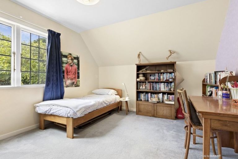 Photo of property in 3 Chisenhall Street, Karori, Wellington, 6012