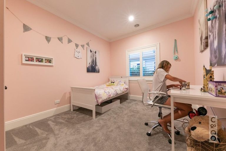 Photo of property in 40 Maude Street, Riverhead, 0820