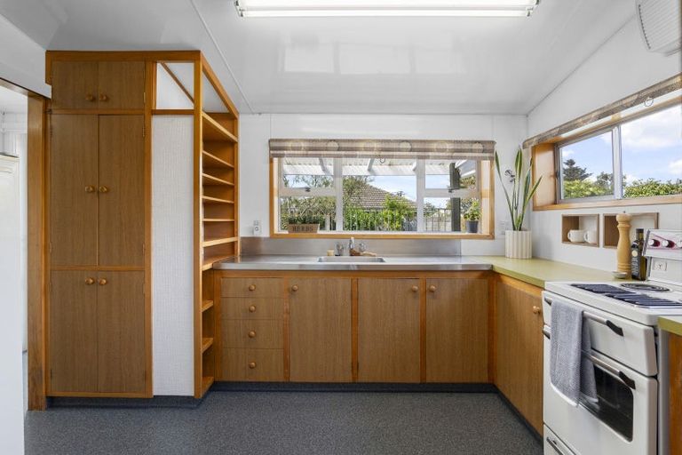 Photo of property in 126 Blighs Road, Strowan, Christchurch, 8052