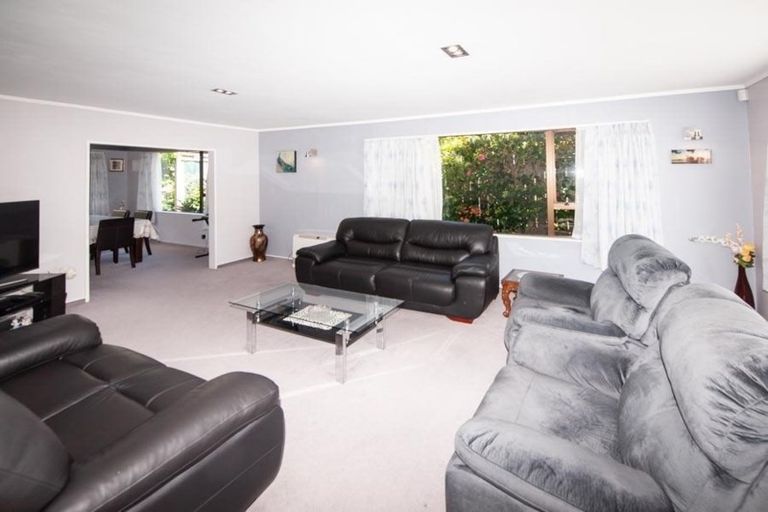 Photo of property in 71 Cortina Avenue, Johnsonville, Wellington, 6037