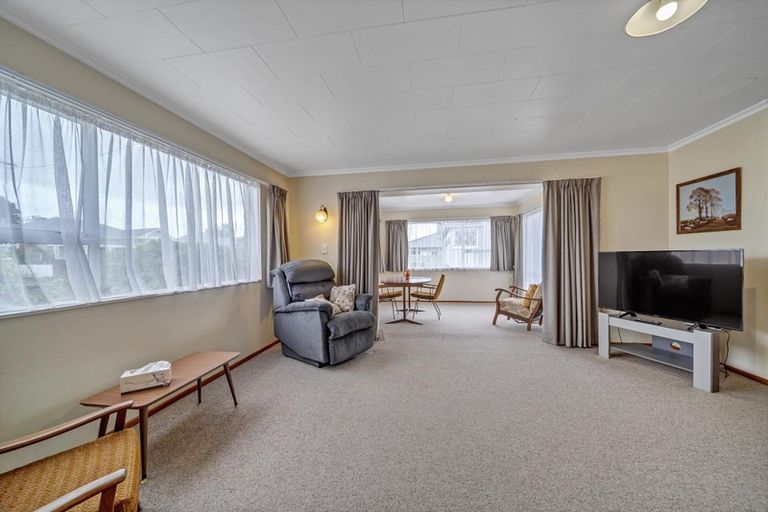 Photo of property in 24 Surrey Street, Hawera, 4610