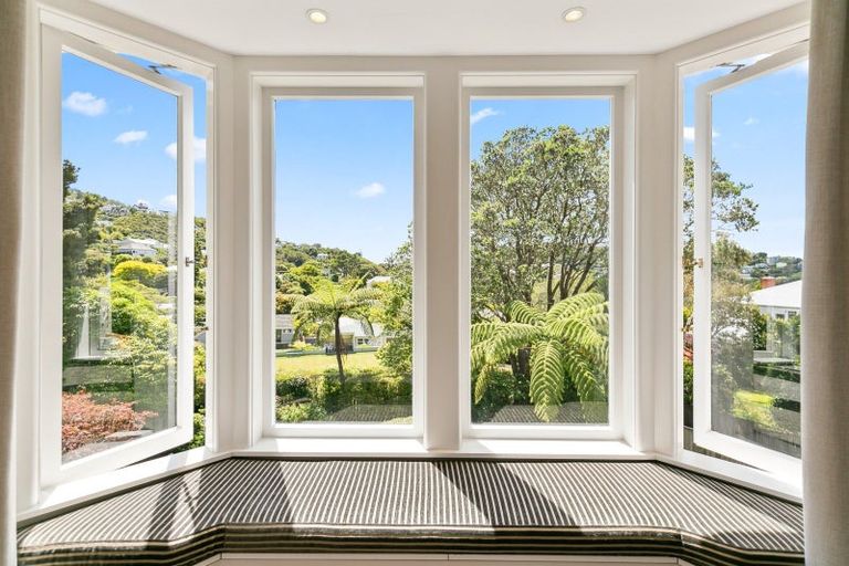 Photo of property in 22 Woodmancote Road, Khandallah, Wellington, 6035