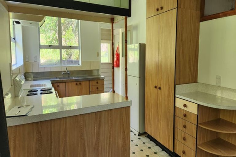 Photo of property in 3 Tamar Street, Island Bay, Wellington, 6023