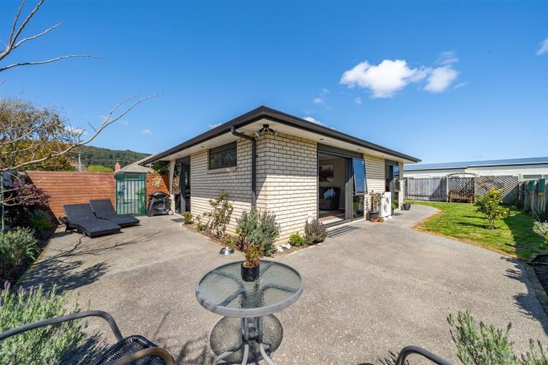 Photo of property in 30a Miro Street, Trentham, Upper Hutt, 5018