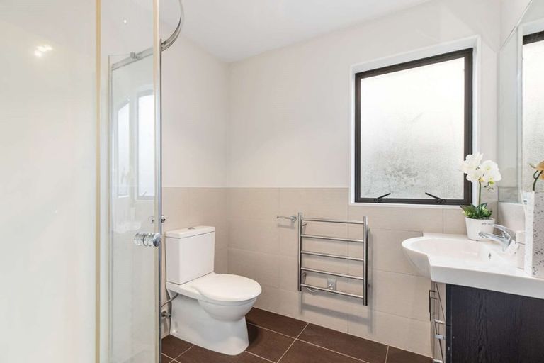 Photo of property in 203a Don Buck Road, Massey, Auckland, 0614