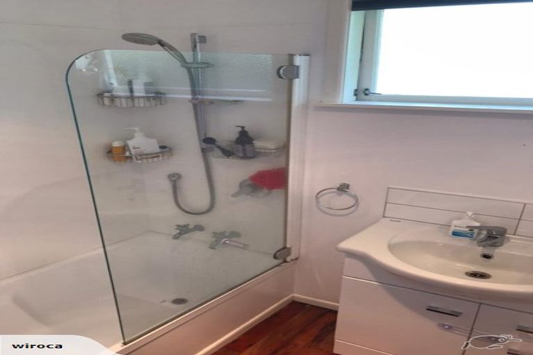 Photo of property in 20 Bedford Street, Northland, Wellington, 6012