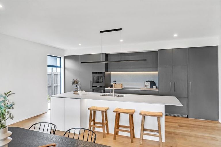 Photo of property in 33 Frank Ernest Crescent, Prebbleton, 7604