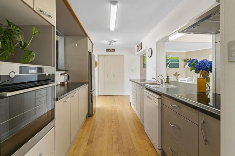 Photo of property in 595 Maunganui Road, Mount Maunganui, 3116
