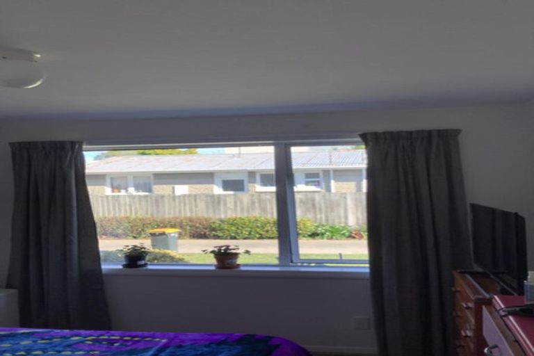 Photo of property in 2/451 Hereford Street, Linwood, Christchurch, 8011