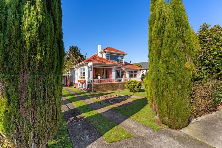 Photo of property in 22 Budleigh Street, Frankleigh Park, New Plymouth, 4310