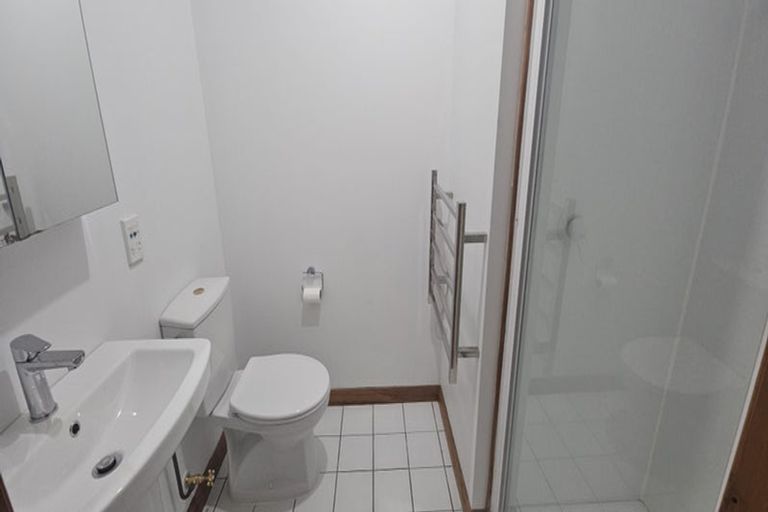 Photo of property in 8 Trelissick Crescent, Ngaio, Wellington, 6035