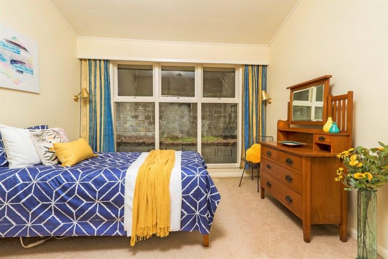 Photo of property in 12 Isel Place, Stoke, Nelson, 7011