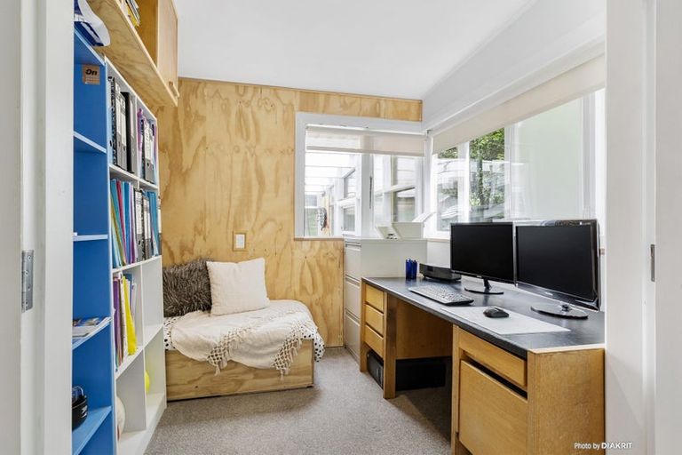 Photo of property in 28 Cooper Street, Karori, Wellington, 6012
