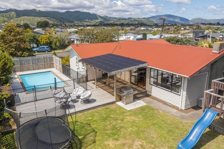 Photo of property in 89 Martin Road, Paraparaumu Beach, Paraparaumu, 5032