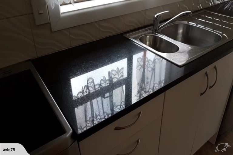 Photo of property in 14 Malcolm Place, Mangere East, Auckland, 2024