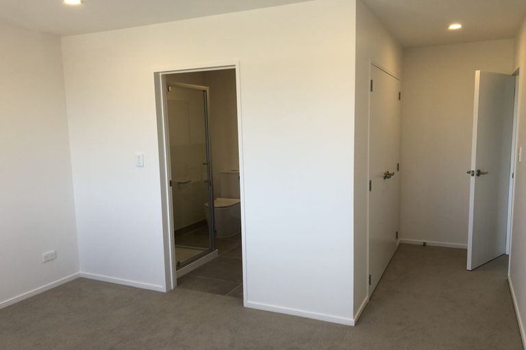 Photo of property in 162 Squadron Drive, Hobsonville, Auckland, 0616