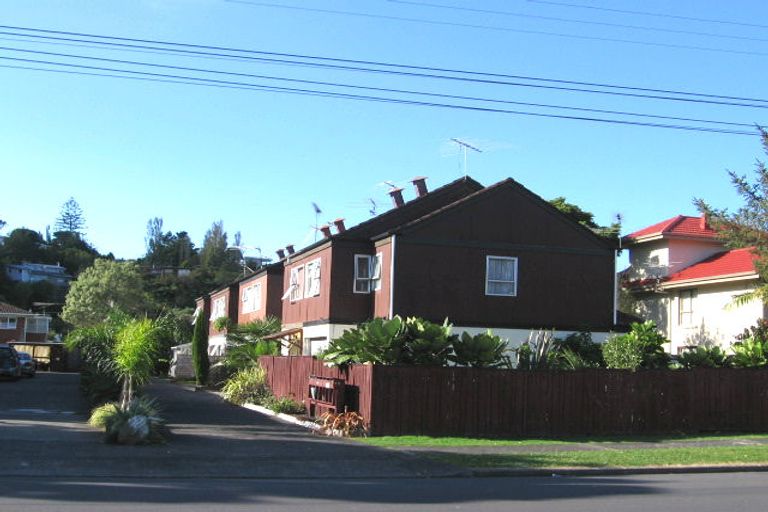 Photo of property in 3/23 Inverness Road, Browns Bay, Auckland, 0630