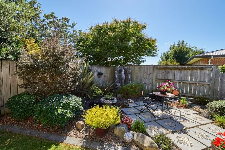Photo of property in 5 Levi Place, Kelvin Grove, Palmerston North, 4414