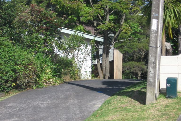 Photo of property in 3/42 Manuka Road, Glenfield, Auckland, 0629