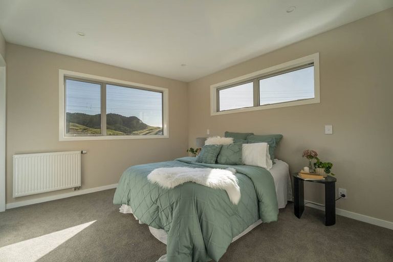 Photo of property in 165 Amesbury Drive, Churton Park, Wellington, 6037