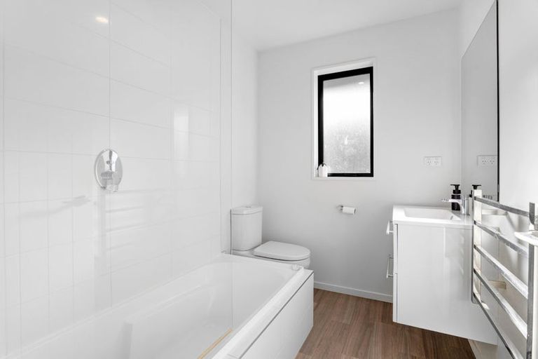 Photo of property in 38 Tara Crescent, Woodend, 7610