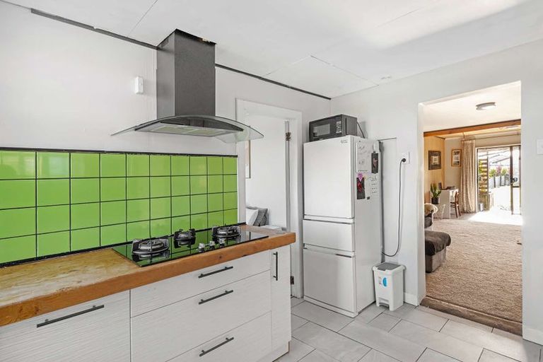 Photo of property in 24 Coates Street, Westport, 7825