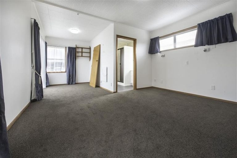 Photo of property in 24 Windsor Terrace, Taradale, Napier, 4112