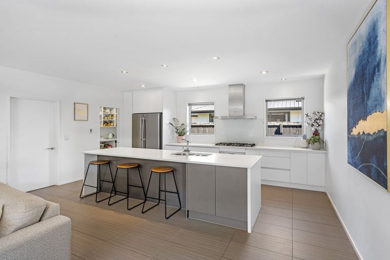 Photo of property in 32 Buckhurst Avenue, Wigram, Christchurch, 8042